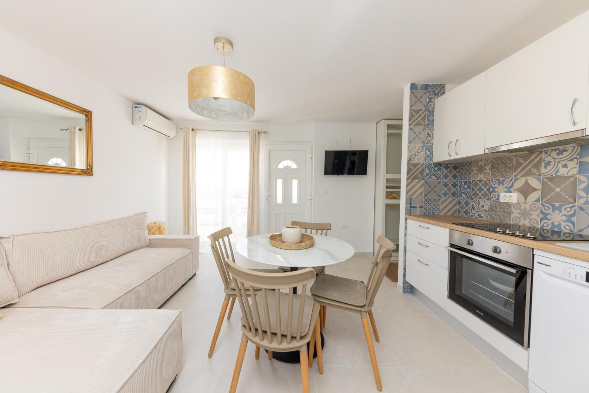 House Niko M With 6 Apartments Spalato Esterno foto